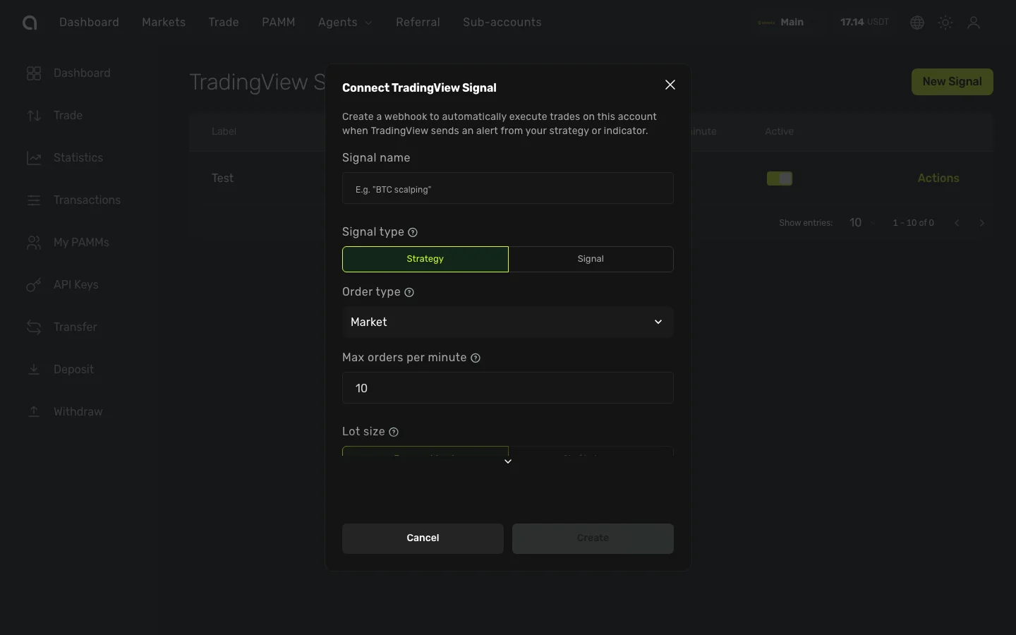 Диалог создания webhook — режим Strategy с названием сигнала, типом ордера, лимитом частоты и размером лота